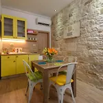 Kaja Τρογκίρ