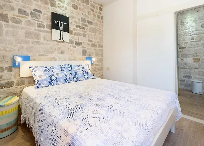 Kaja Trogir